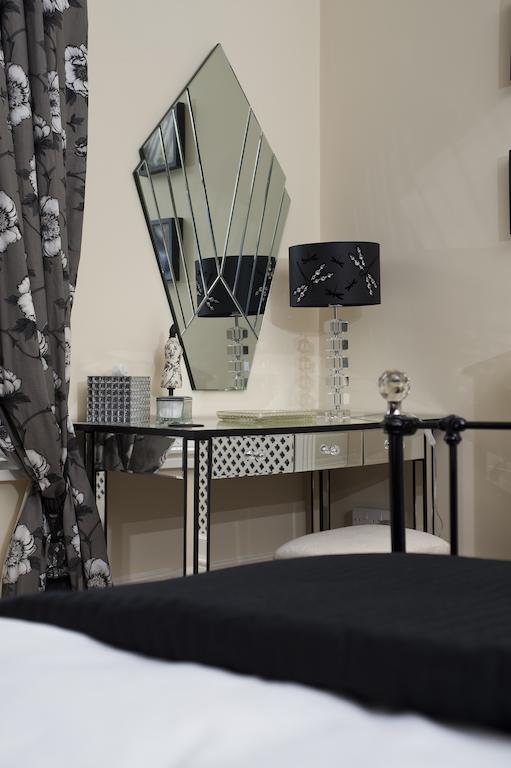Cavendish Lodge Portsmouth Room photo